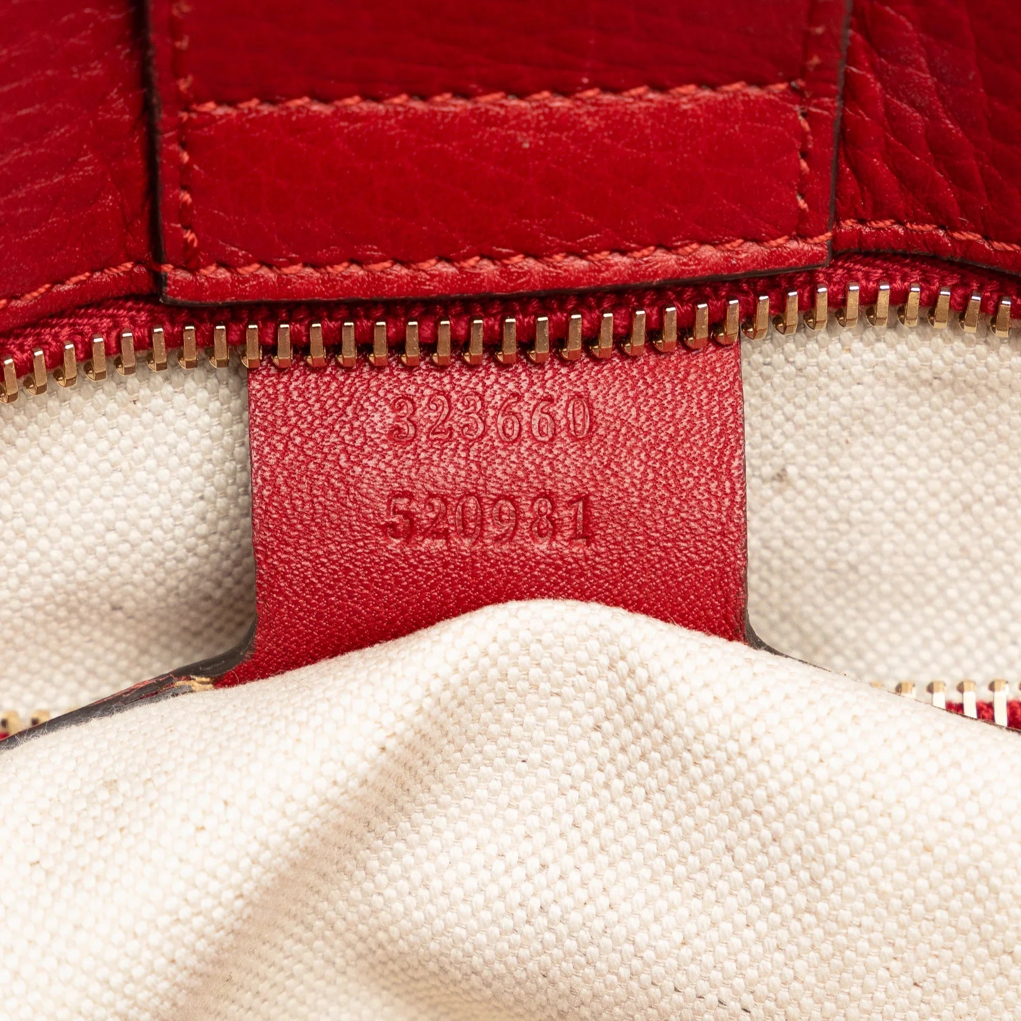 Pre-Owned Authenticated Gucci Medium Bamboo Sizehopper Calf Leather Red Sizeatchel Unisex (Good)