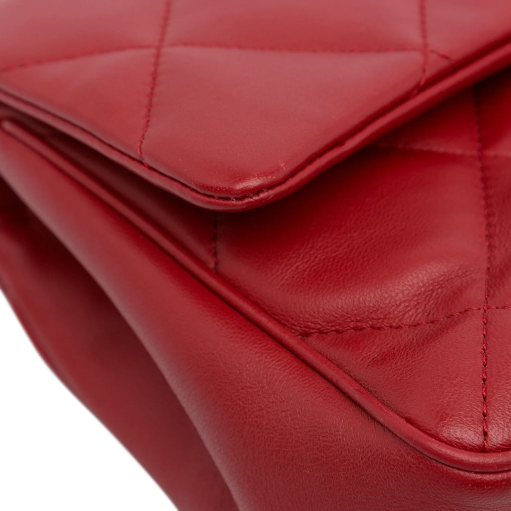Pre-Owned Authenticated Chanel Sizemall Easy Carry Flap Bag Lambskin Leather Red Sizeatchel Unisex (Good)