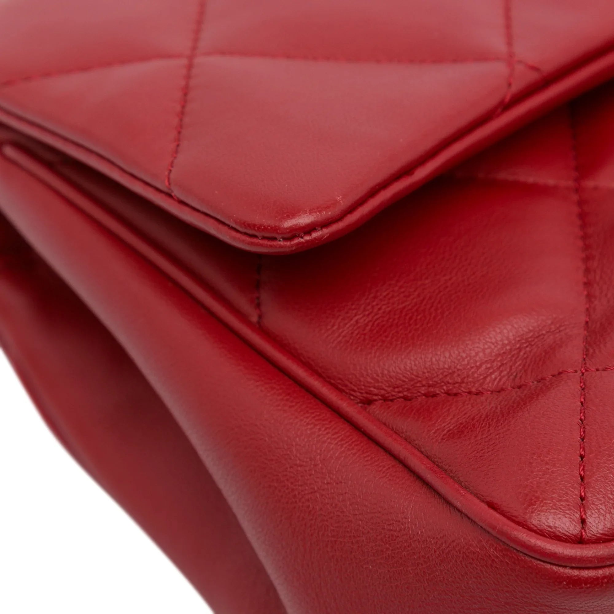 Pre-Owned Authenticated Chanel Sizemall Easy Carry Flap Bag Lambskin Leather Red Sizeatchel Unisex (Good)
