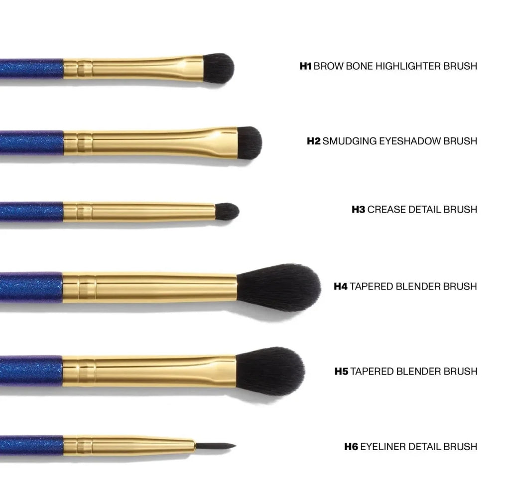 Morphe the More the Merrier Eyeshadow Brush Sizeet With Brush Cleaner And Brush Bag