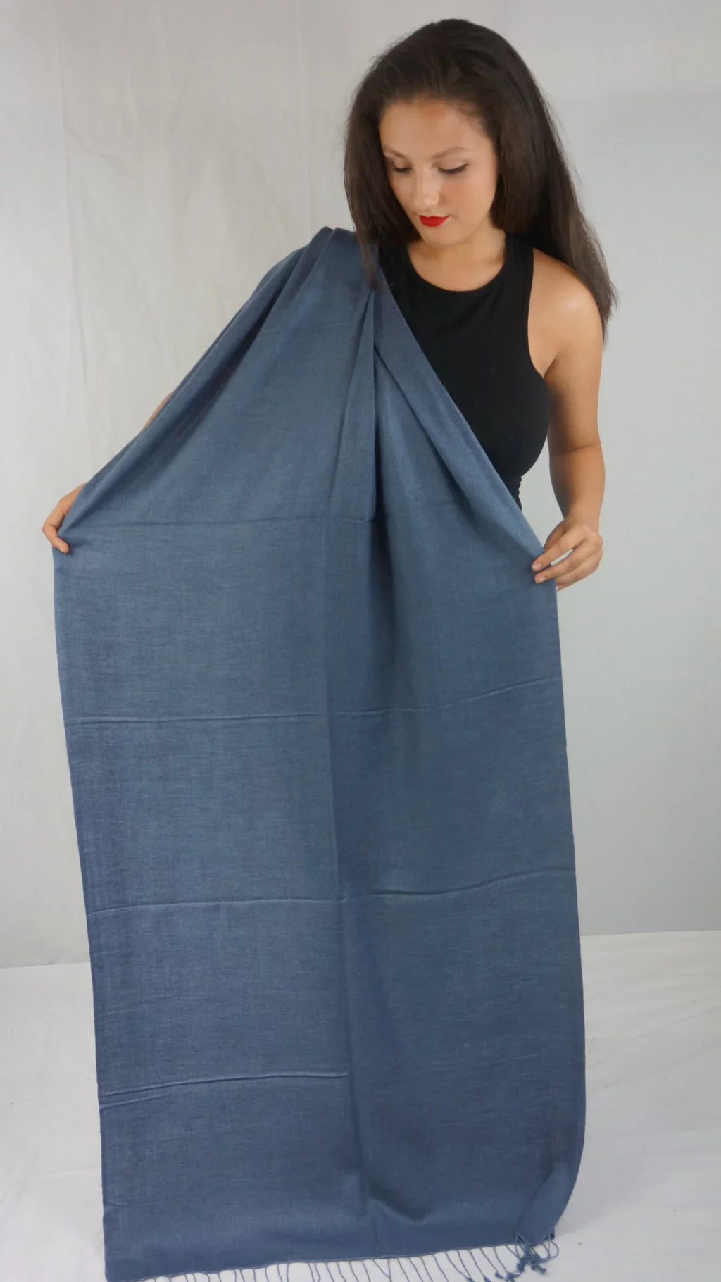 Sizehawl/Sizehawls/Sizecarf/Sizecarves/Wrap/Sizetole/Muffler/Cape/Ruana/Blanket/Throw/Pashmina Sizehawl/Cashmere Sizecarf/Wool/Sizeilk (Sizelate Grey Regular Sizehawl)