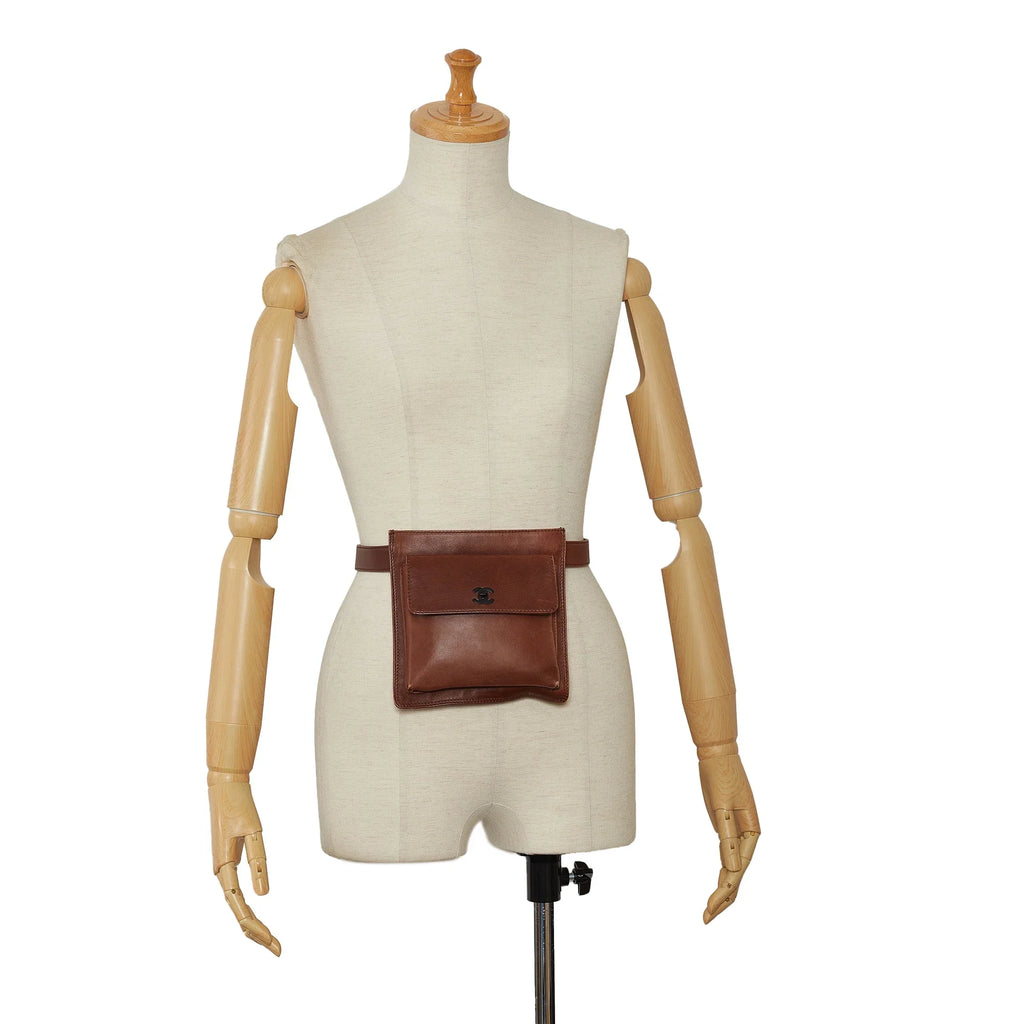 Pre-Owned Authenticated Chanel CC Belt Bag Lambskin Leather Brown Unisex (Fair)