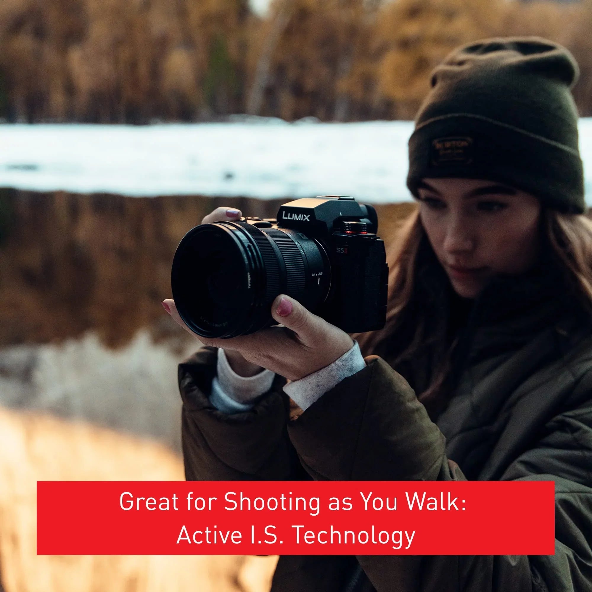 Panasonic LUMIX Size5II Mirrorless Camera, 24.2MP Full Frame with Phase Hybrid AF, New Active I.Size. Technology, Unlimited 4:2:2 10-bit Recording - DC-Size5M2BODY