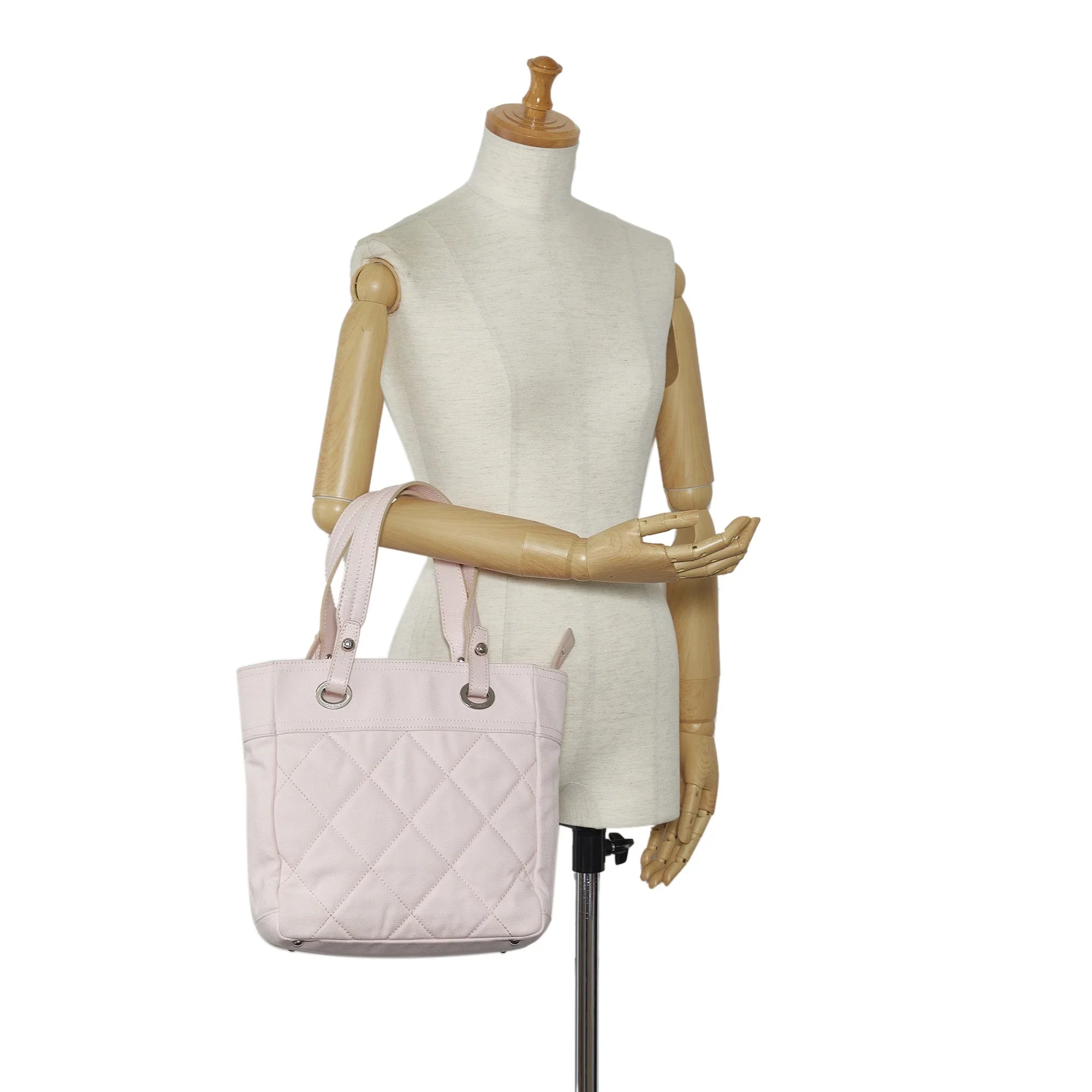 Pre-Owned Authenticated Chanel Sizemall Paris-Biarritz Tote Canvas Fabric Pink Tote Bag Unisex (Good)