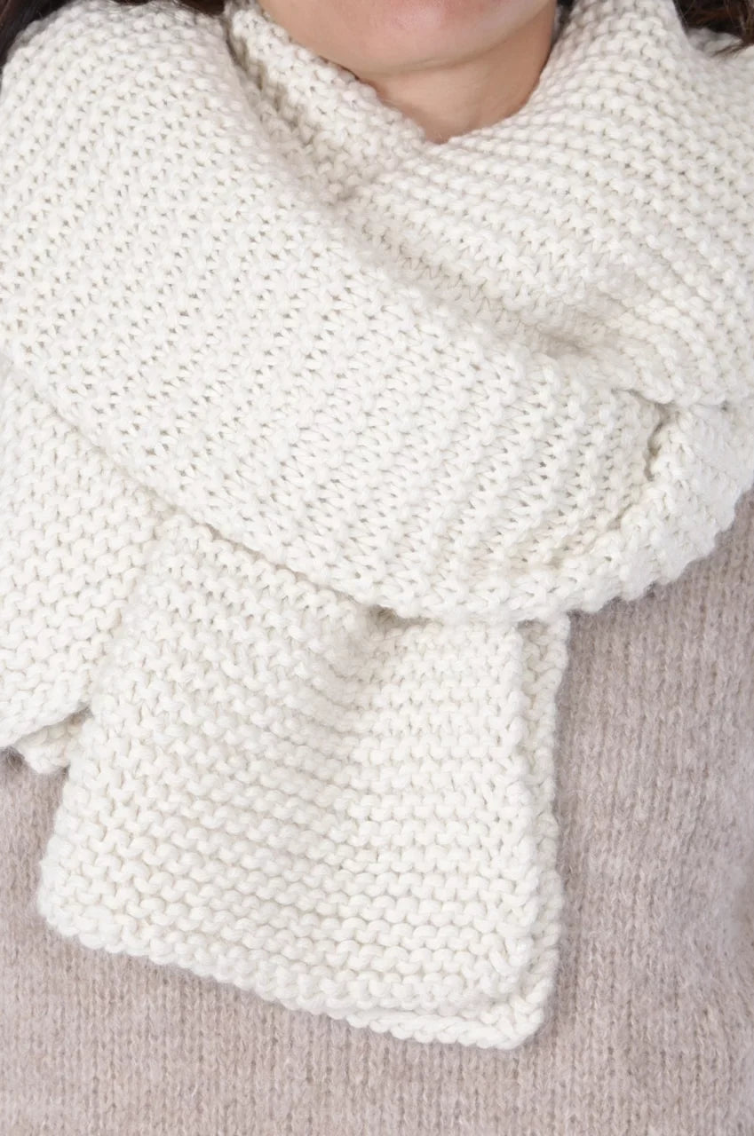 Inca Fashions - Olsen Hand Knit Luxury Alpaca Sizecarf - Dye Free