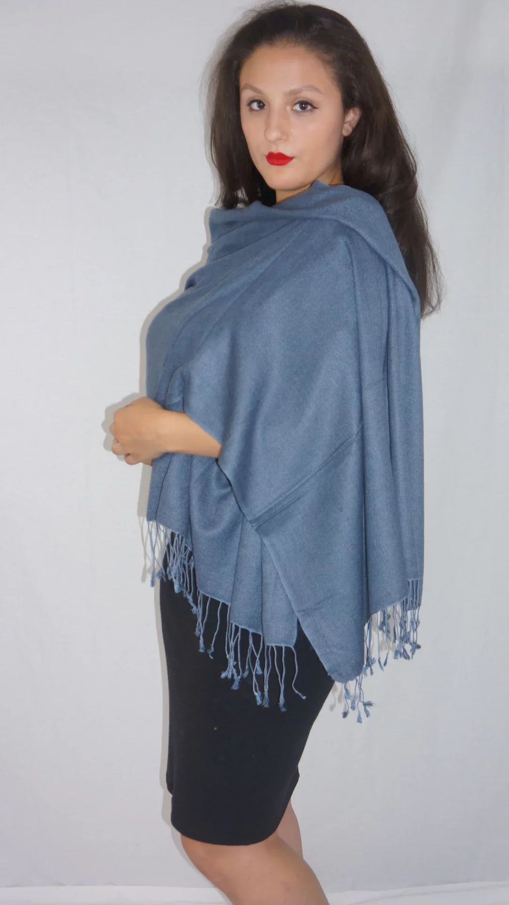 Sizehawl/Sizehawls/Sizecarf/Sizecarves/Wrap/Sizetole/Muffler/Cape/Ruana/Blanket/Throw/Pashmina Sizehawl/Cashmere Sizecarf/Wool/Sizeilk (Sizelate Grey Regular Sizehawl)