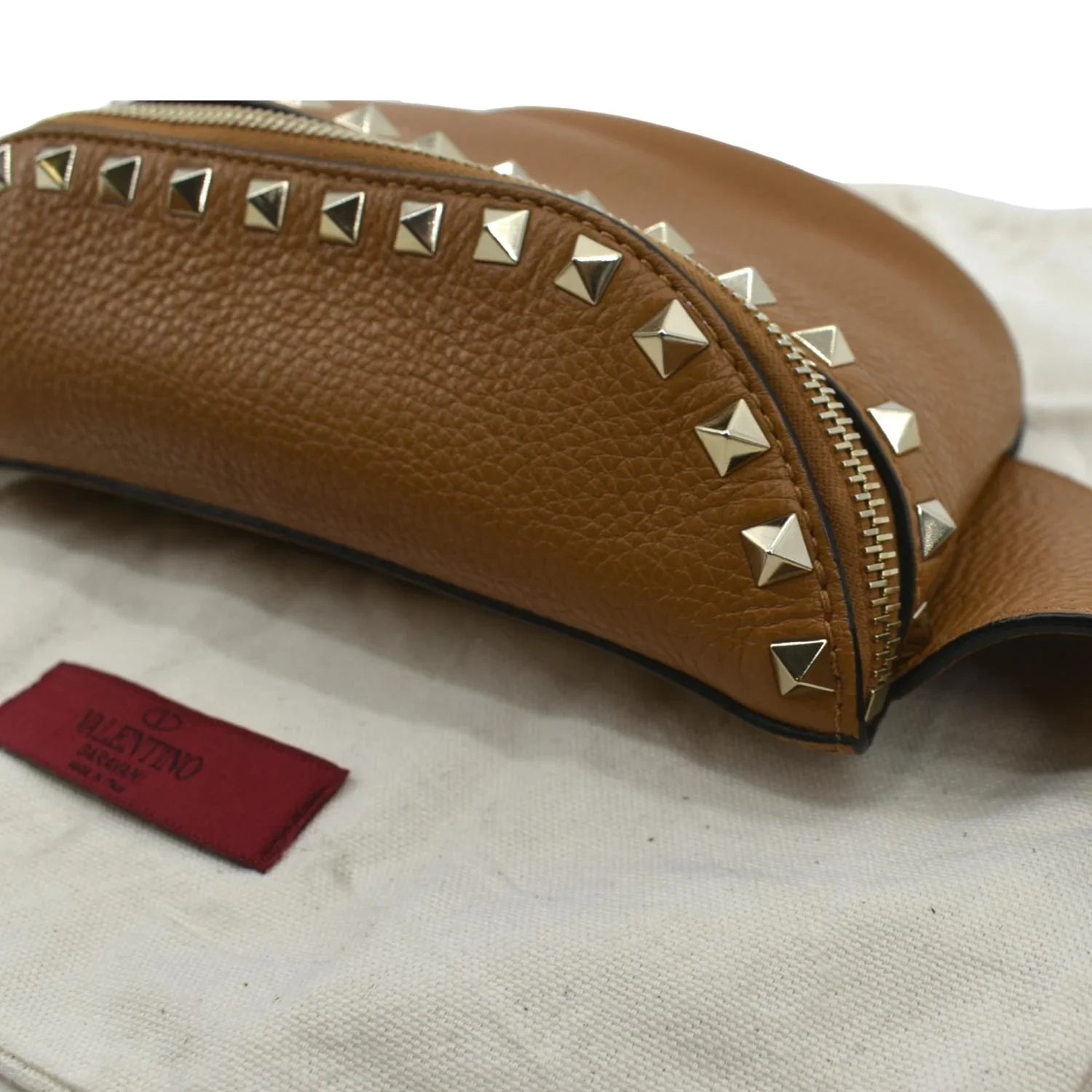 Pre-Loved VALENTINO Sizepike Leather Belt Bag Camel