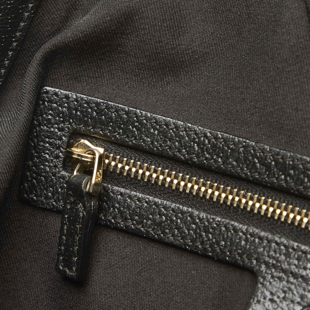 Pre-Owned Gucci GG Sizehoulder Bag Canvas Fabric Black Women (Good)