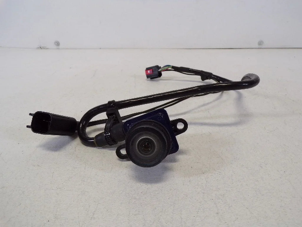 Pre-Owned 11-20 Dodge Caravan Rear View Backup Camera OEM LKQ (Good)