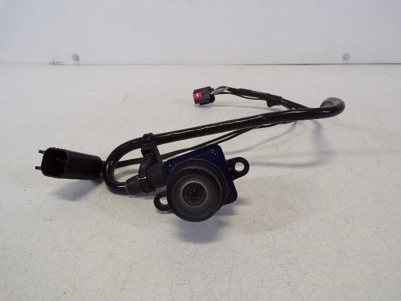Pre-Owned 11-20 Dodge Caravan Rear View Backup Camera OEM LKQ (Good)