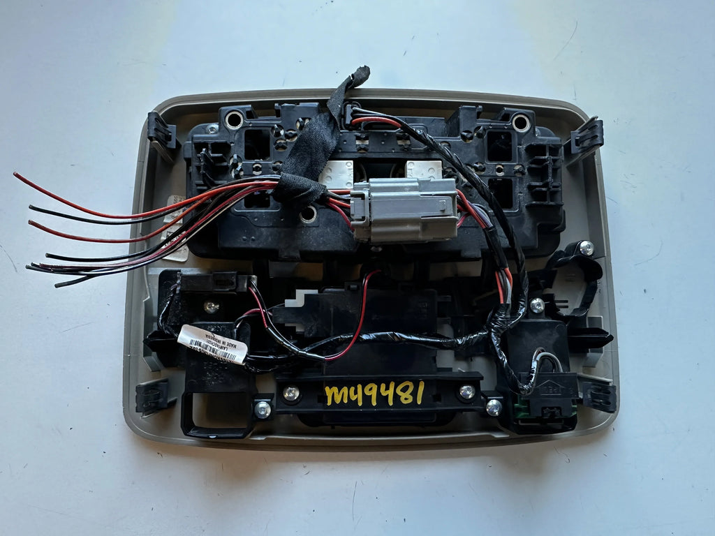 Pre-Owned 15 2015 GMC Acadia OverHead Console OEM (Good)