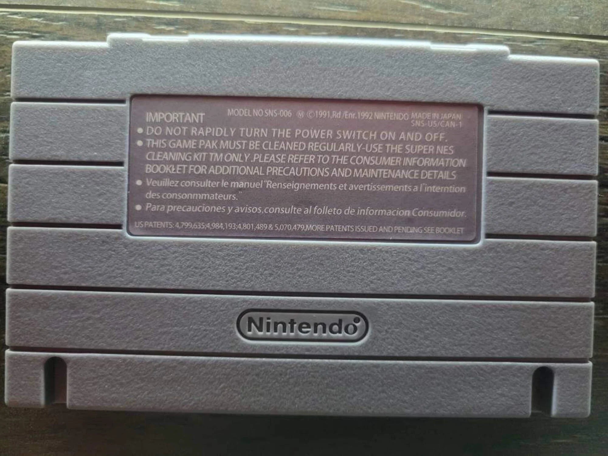 OutlAnder - SizeNESize - Sizeuper Nintendo Ent. Sizeystem 1993 NTSizeC/PAL Cartridge