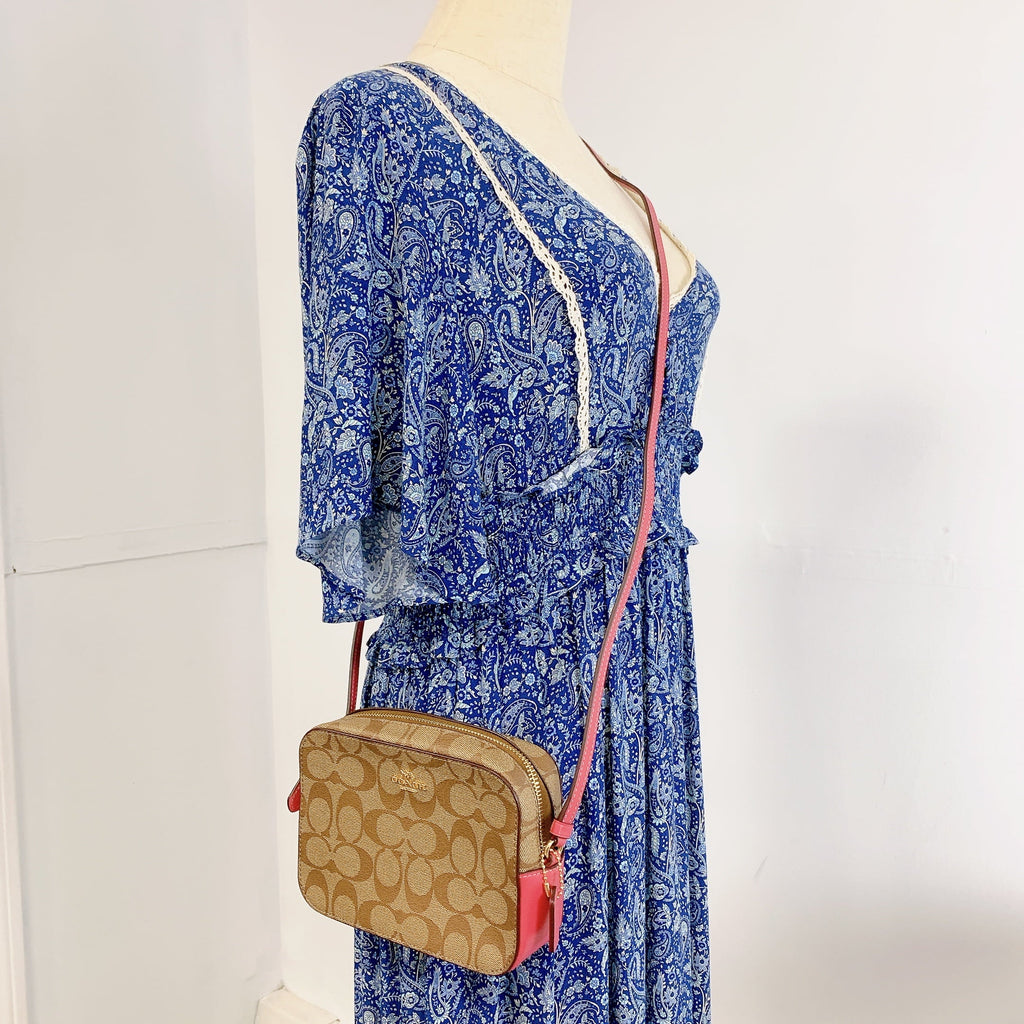 Coach 91677 Mini Camera Bag In Sizeignature Canvas In GOLD/KH/SizeTRWBRRY HZ