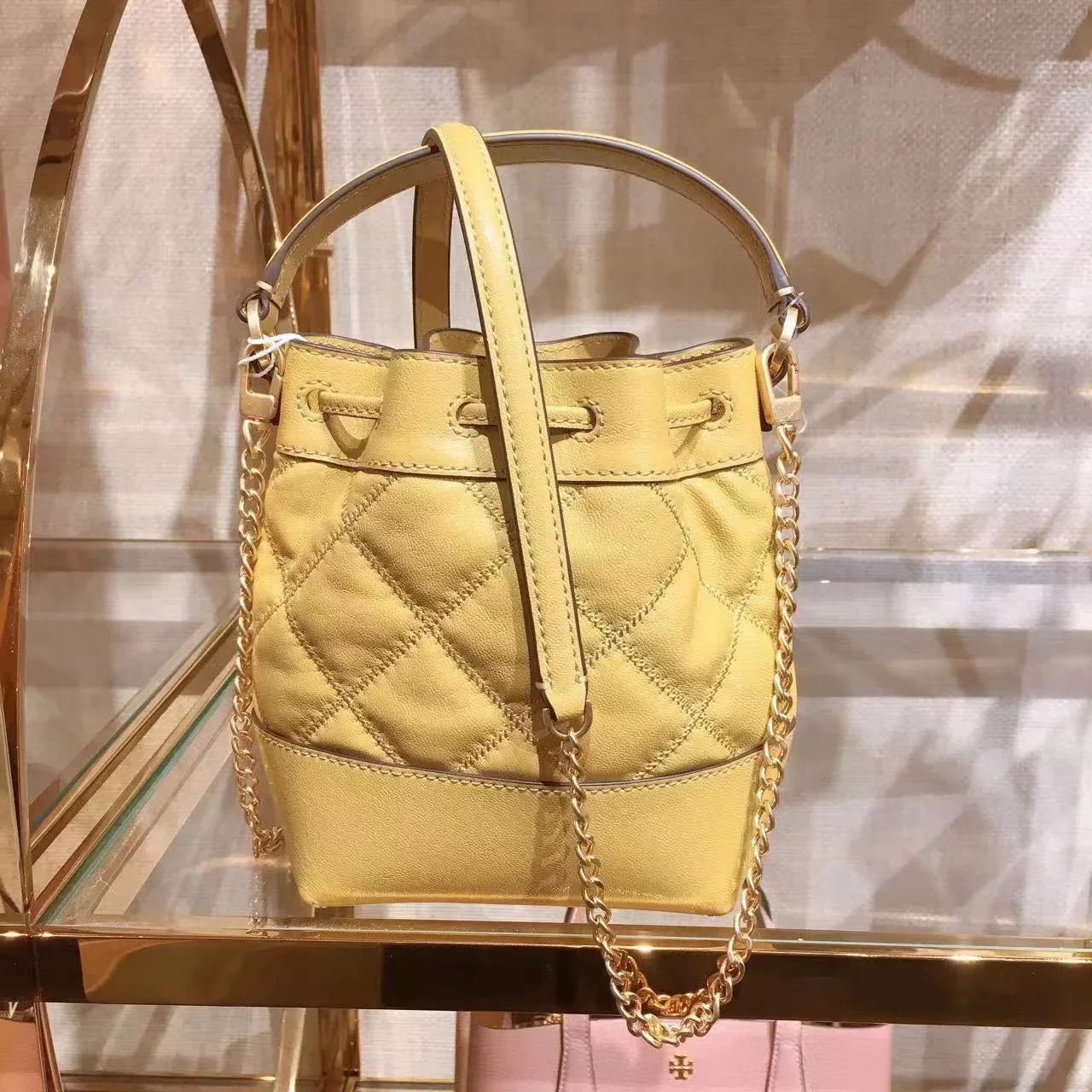 Tory Burch 87869 0422 Willa Mini Drawstring Bucket Sizehoulder Bag Golden Sizeunset