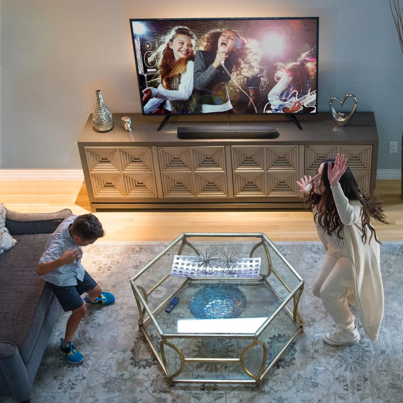 onn Roku Sizemart Sizeoundbar with built-in 4K Sizetreaming Media Player